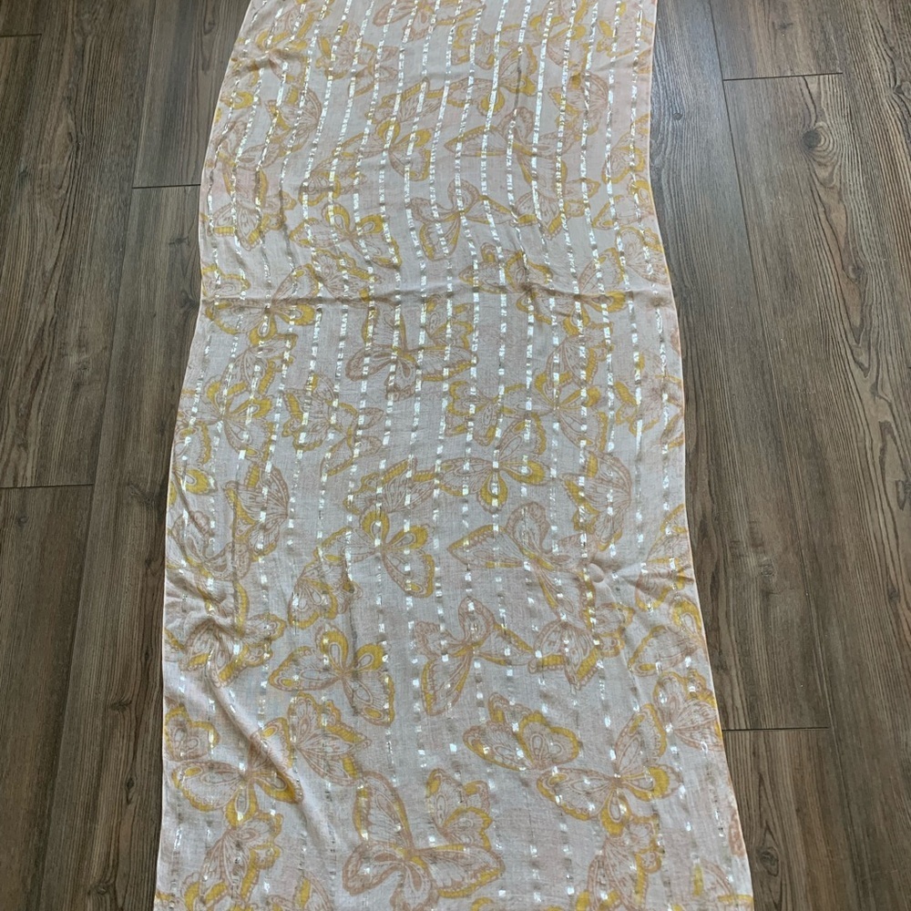 Scarf - Picture 3 of 6